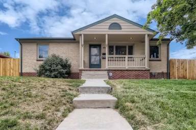 Main picture of 3580 S Marion St