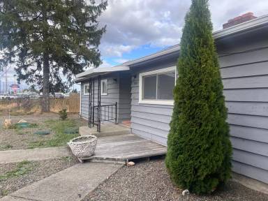 Main picture of 5992 Guide Meridian