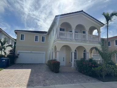 Main picture of 14044 SW 276th Way