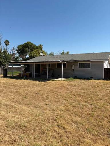 Main picture of 352 Wilson Way