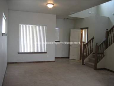 Main picture of 7851 N Holyoke Loop