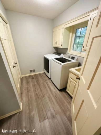 Main picture of 407 Old Farm Rd