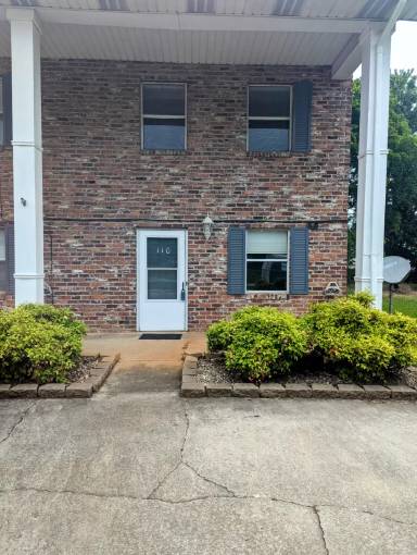 Main picture of 110 Stonetree Dr
