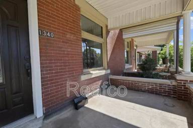 Main picture of 1340 E Long St