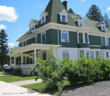 Main picture of 225 Wyoming Ave