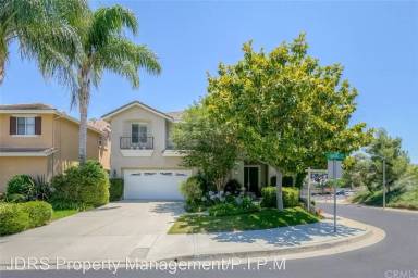 Main picture of 16329 Vista Ct