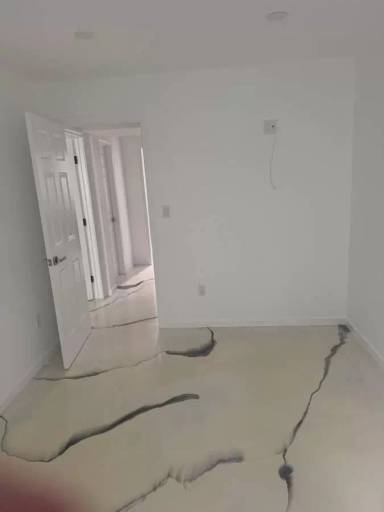 Main picture of 15 Potomac St