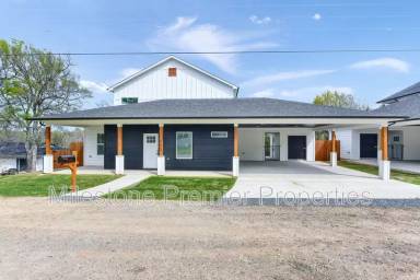 Main picture of 440 Bentwood Dr