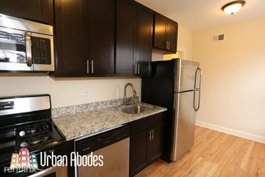 Main picture of 4034 N Ashland Ave