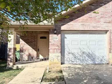 Main picture of 2339 Bloomfield Dr