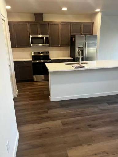 Main picture of 3641 E Amazon Dr