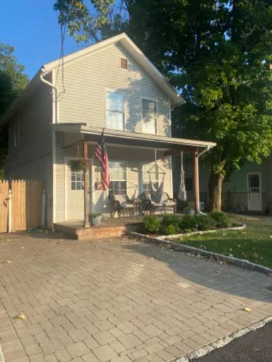 Main picture of 43 Bruen Pl