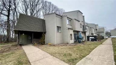 Main picture of 38365 North Ln