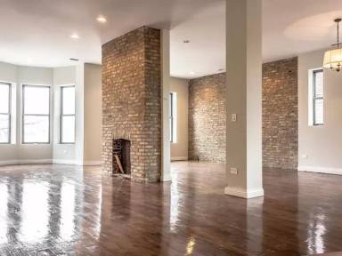 Main picture of 4711 S Michigan Ave