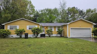 Main picture of 412 Vienna Cir