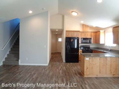 Main picture of 2470 Kokanee Way