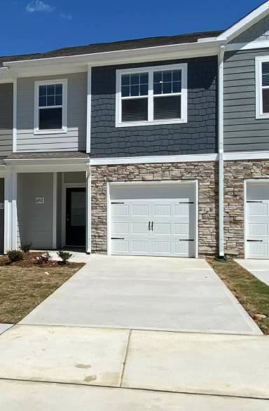 Main picture of 6915 Eddy Point Ln