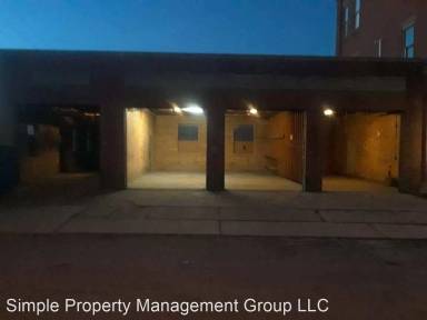 Main picture of 100 W High St