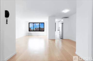 Main picture of Lenox Terrace
