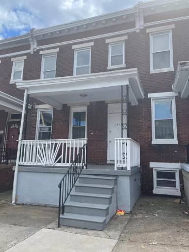 Main picture of 1711 E 25th St