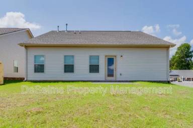 Main picture of 139 Crabourne Dr