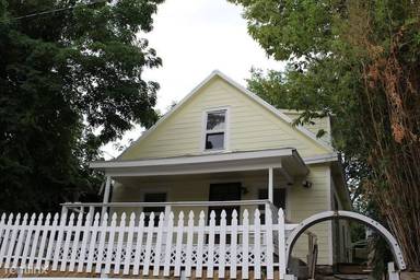 Main picture of 4539 Genessee St