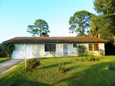 Main picture of 991 SW Romaine Ln