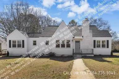 Main picture of 121 DuPont Dr