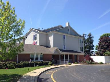 Main picture of St James Manor
