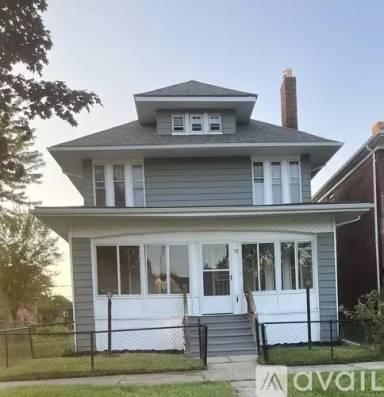 Main picture of 70 Avalon St