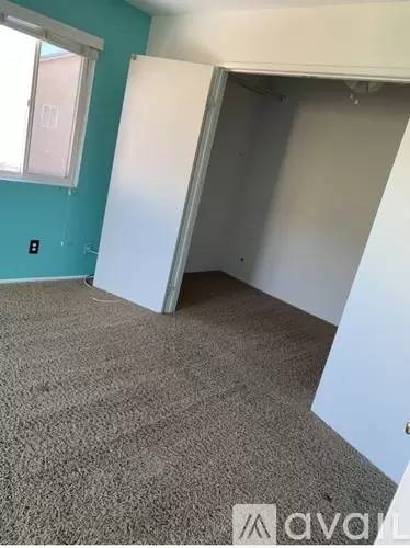 Main picture of 5629 Churchill Ct