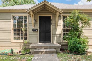 Main picture of 1511 Mountain Lake Rd