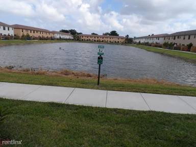 Main picture of 2711 NW 55th Ave