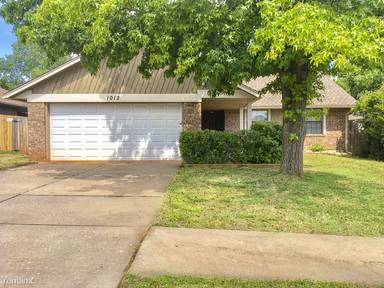 Main picture of 1012 David Rd