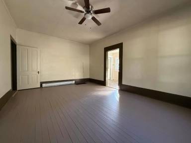 Main picture of 207 Theodore R Carr Jr Ave