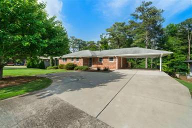Main picture of 3925 Orchard Rd SE