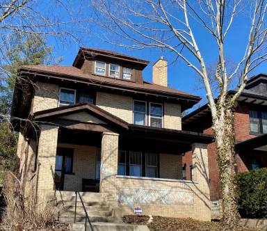 Main picture of 5649 Marlborough Rd