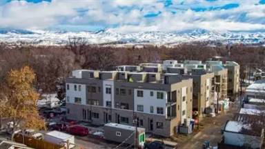 Main picture of 820 N 27th St