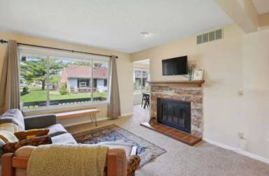 Main picture of 1007 Laura Dr
