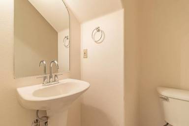 Main picture of 3364 SW 90th Ave