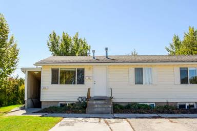 Main picture of 225 W 500 S