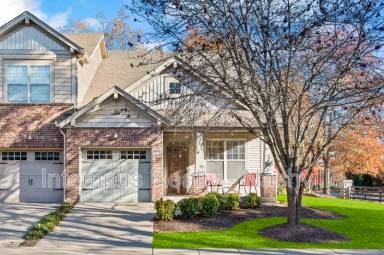 Main picture of 200 Windsor Chase Ct