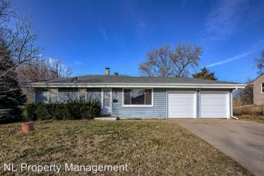 Main picture of 6730 N 60th St