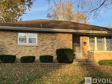 Main picture of 1405 E McCarty St