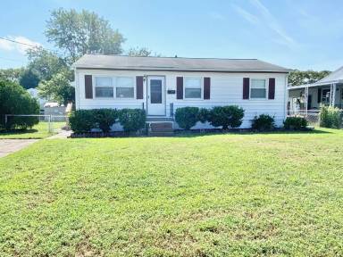 Main picture of 1010 74th St