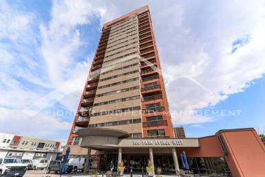 Main picture of One Hundred Park Ave