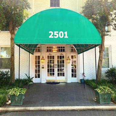 Main picture of 2501 Roswell Ave