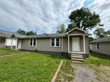 Main picture of 109 Shull St