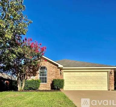Main picture of 2025 Castleview Dr