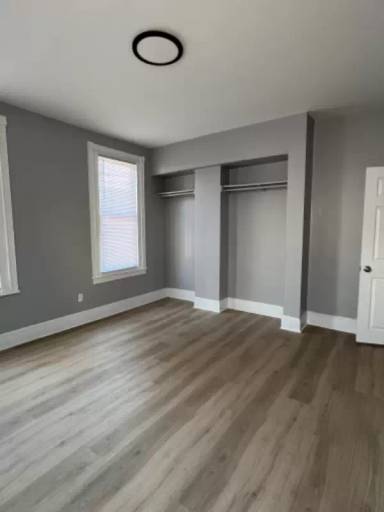 Main picture of 3649 N Sydenham St